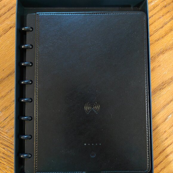 TUL Wireless Charging Notebook - Picture 2 of 7